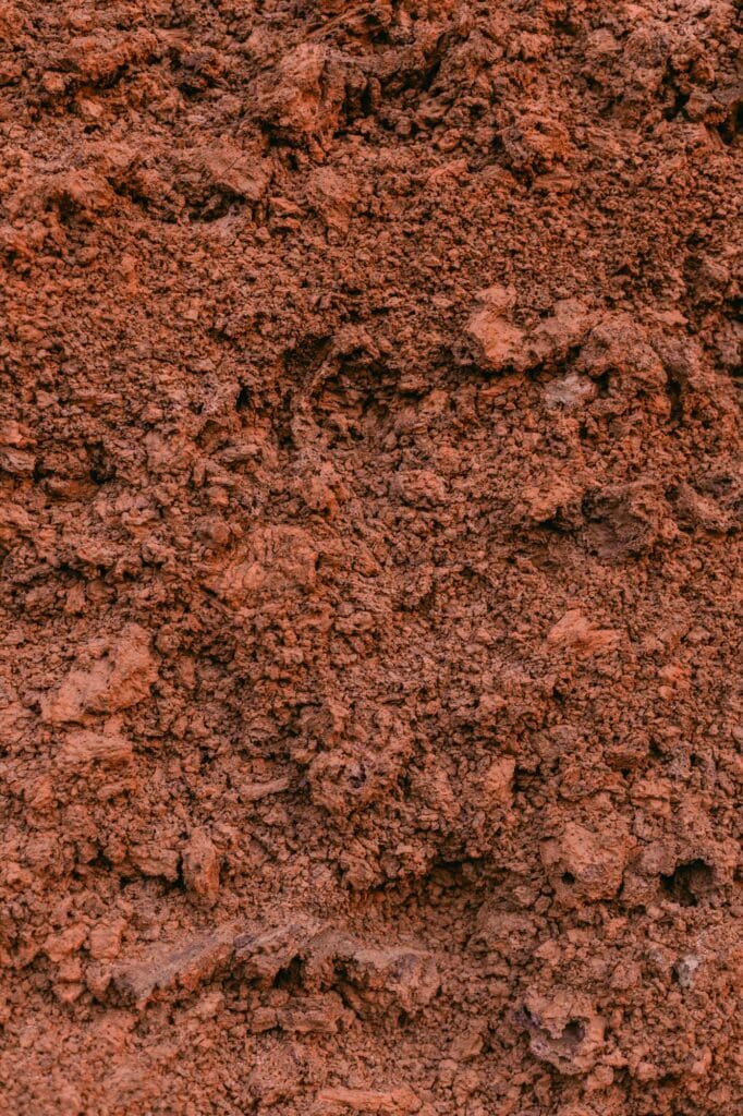 red cliff color maui at oneuli beach